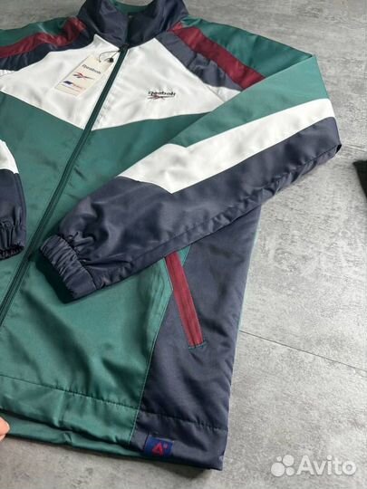 Спортивный костюм reebok