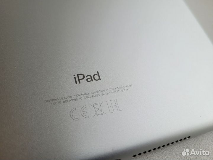iPad (6-го поколения) (2018)