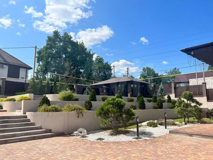 Коттедж 359,5 м² на участке 20 сот.