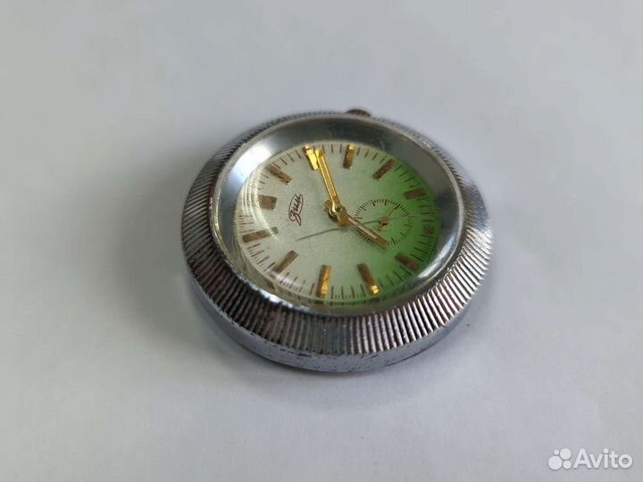 Часы СССР зим 