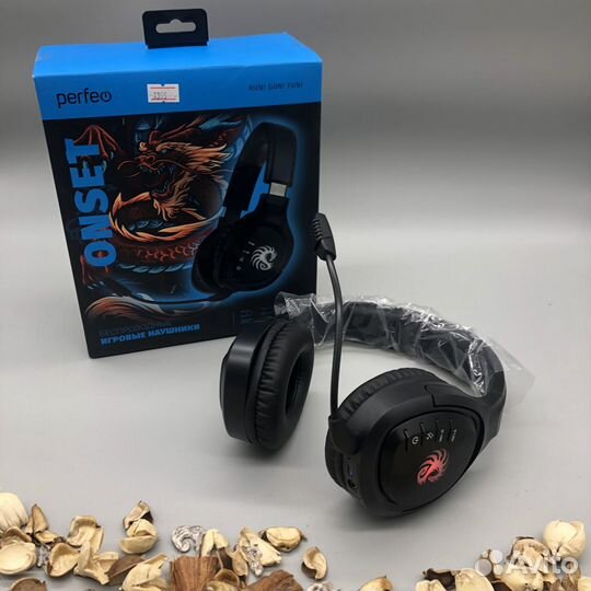 Игровые наушники с микрофоном (новые)