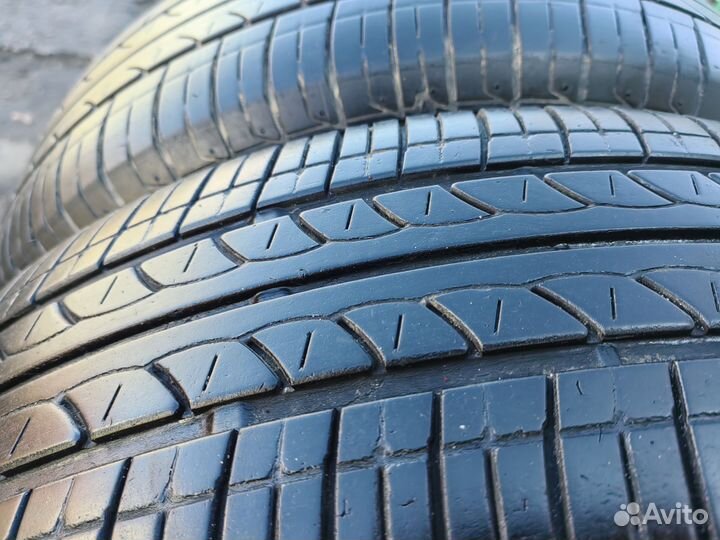 Bridgestone B250 205/70 R15