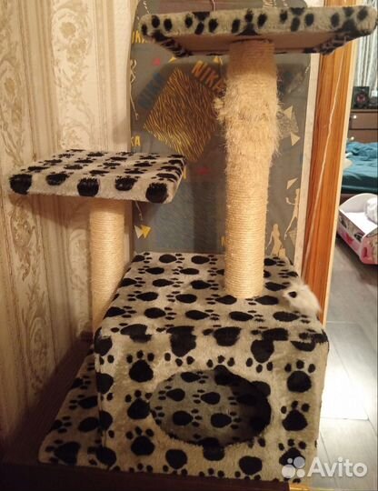 Домик для кошки с когтеточкой бу