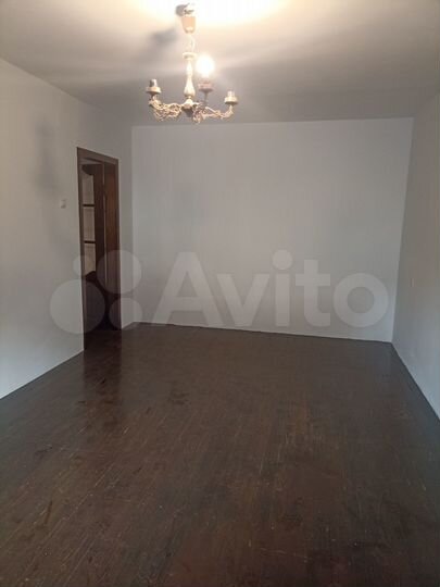 2-к. квартира, 64 м², 1/10 эт.