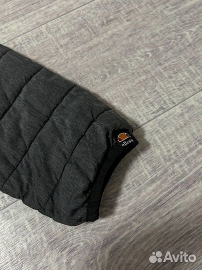 Микропуховик Ellesse