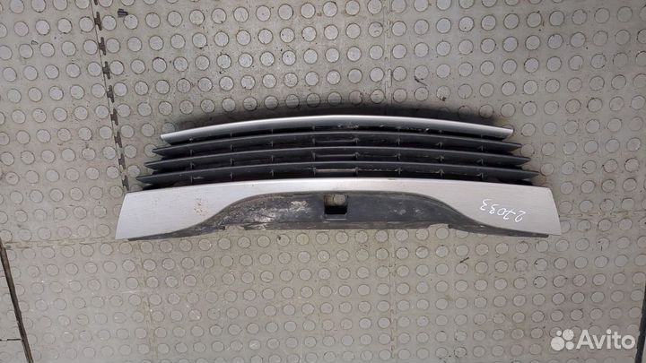 Решетка радиатора Renault Laguna 2, 2001