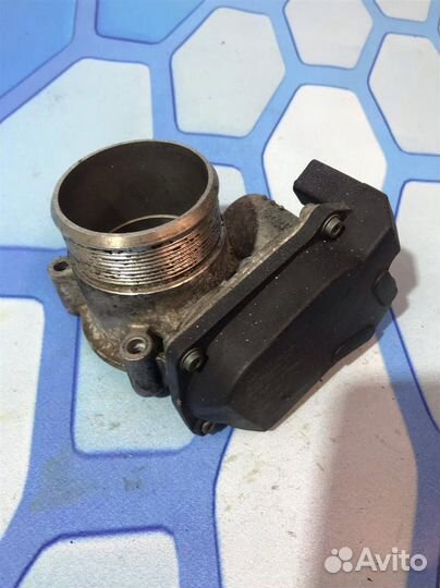 Дроссельная заслонка 06F133062Q