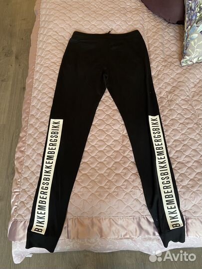 Спортивный костюм женский