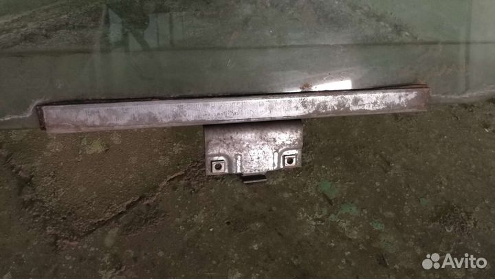 Стекло боковое volkswagen