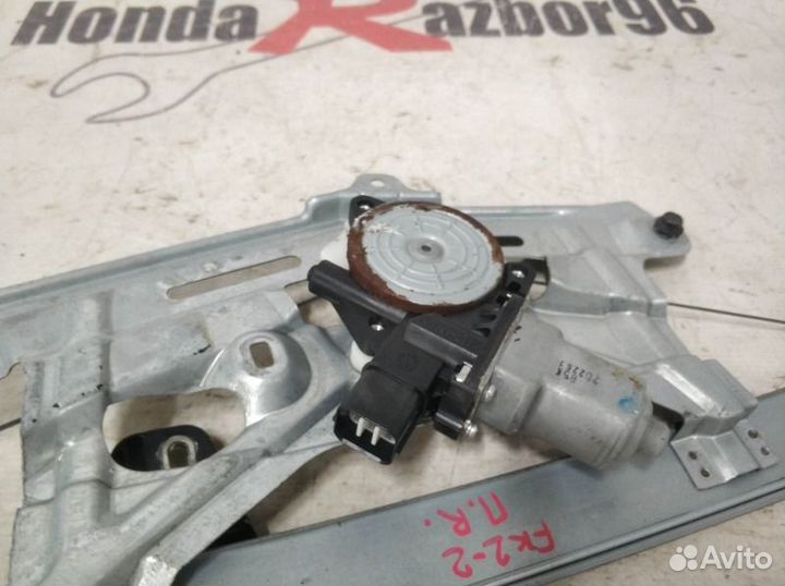 Стеклоподъемник передний правый Honda Civic 5D 8