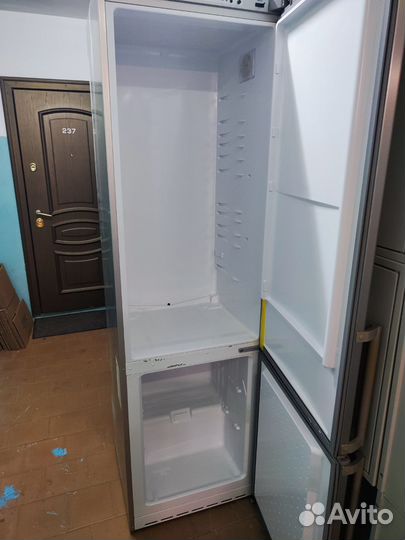 Полки и ящики для холодильника Bosch