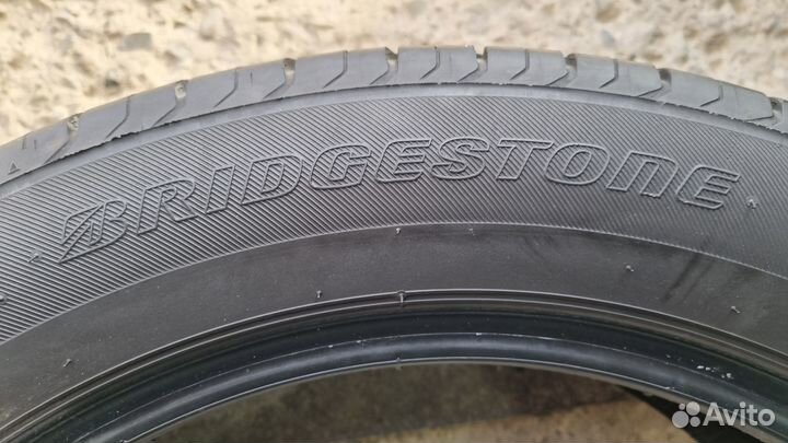 Bridgestone Ecopia NH100 RV 205/55 R17