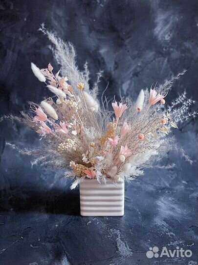 Композиция из сухоцветов