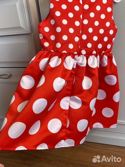 Платье праздничное