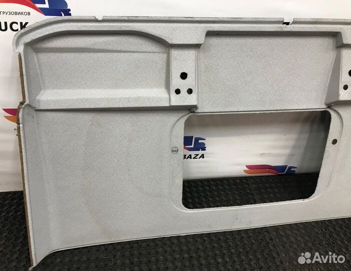 Обшивка потолка передняя Man TGX