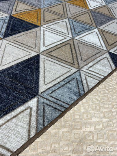 Палас 2х3 (на резиновой основе)