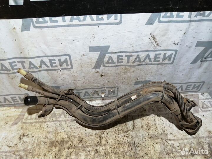 Горловина бака Hyundai Solaris / Kia Rio 3