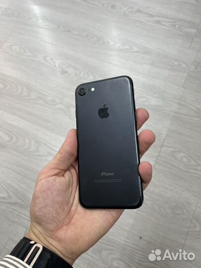 iPhone 7, 128 ГБ