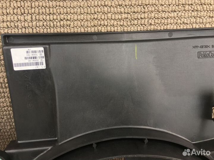 Вентилятор охлаждения Ford Escape 2008-2011