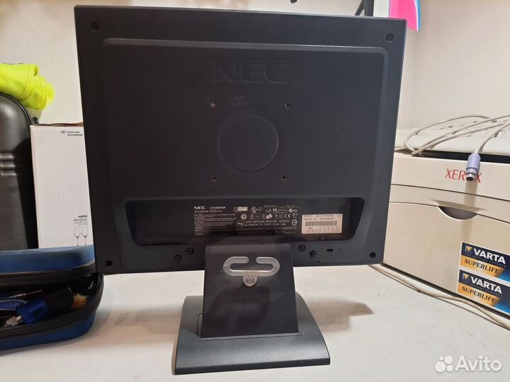 Монитор NEC