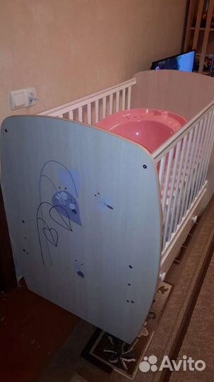 Детская кроватка