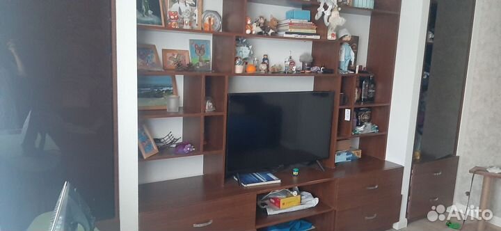 Стенка в гостиную бу