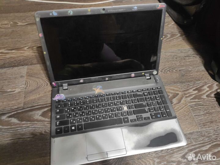 Ноутбук samsung на запчасти