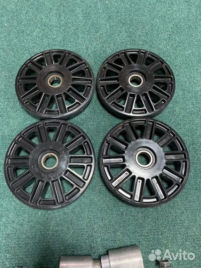 Продам катки на Поларис