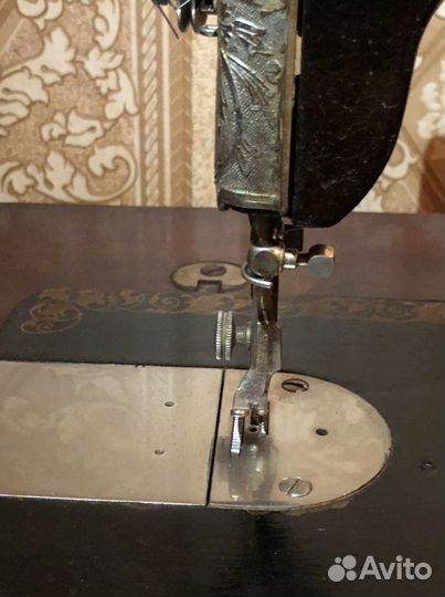 Швейная машина подольская