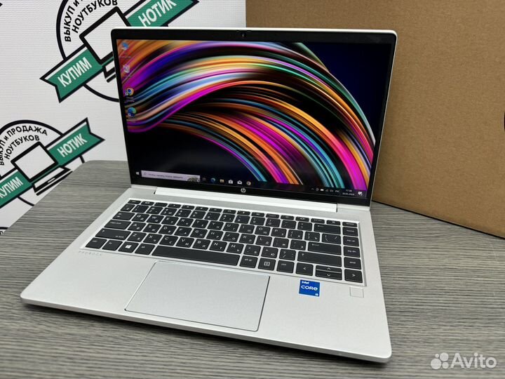 Мега ультрабук HP Core i5-1135G7 8Gb IPS SSD256