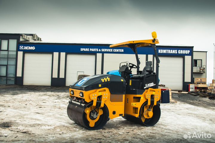 Дорожный каток XCMG XMR403, 2023