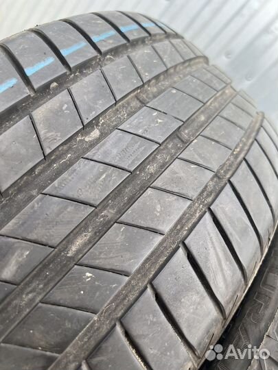 Bridgestone Turanza T005 235/45 R17