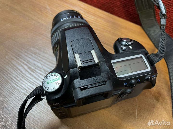 Зеркальный фотоаппарат Pentax k110