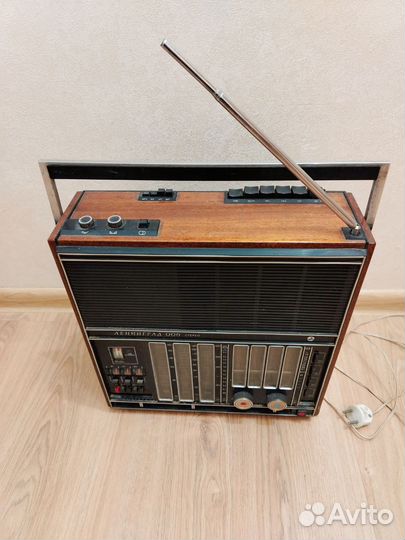 Приемник Ленинград 006