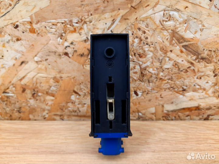 Активатор замка двери BMW E36 E34