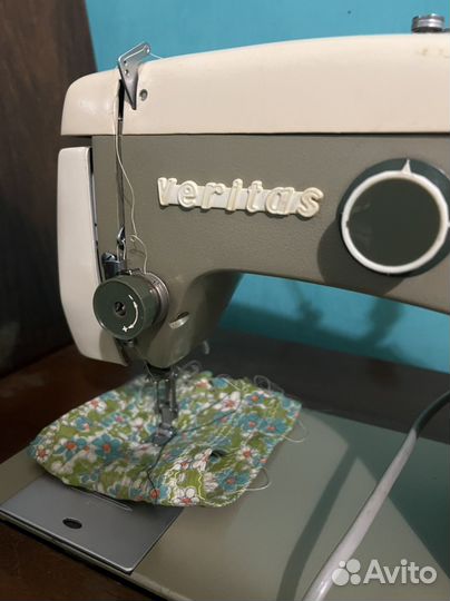 Швейная машина