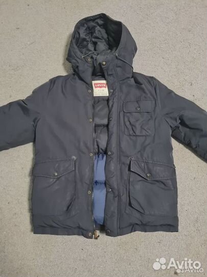 Мужской пуховик Levi's, размер 46 (S)