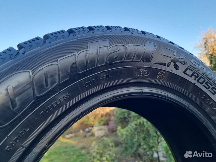 Cordiant Snow Cross 215/60 R16 95T