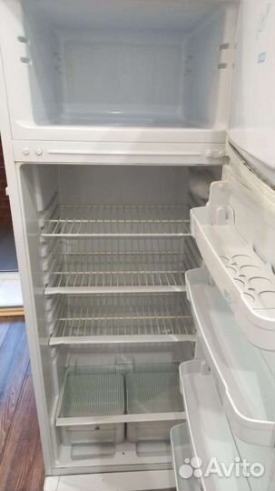 Холодильник Indesit St 167