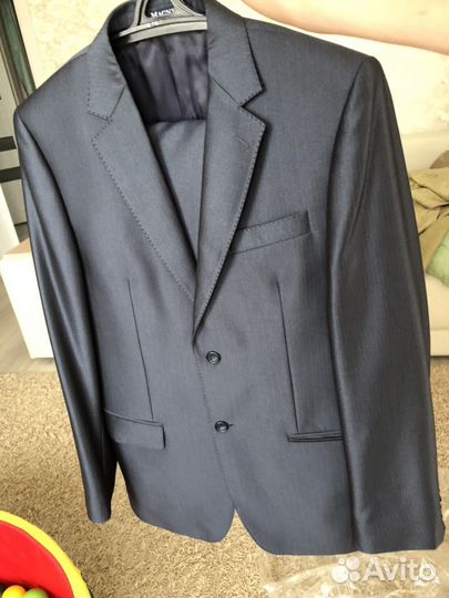 Школьный костюм