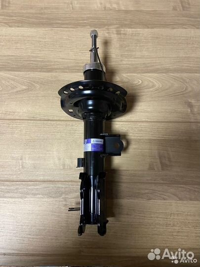 Амортизатор передний правый на Solaris 1 / Rio 3