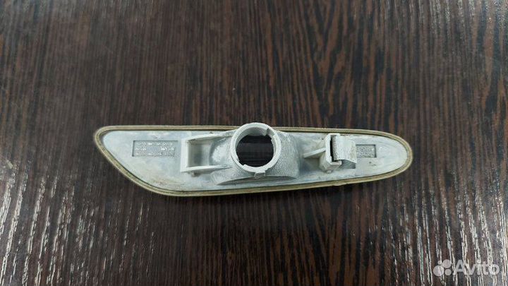 Повторитель поворота передний правый Bmw 525I E60