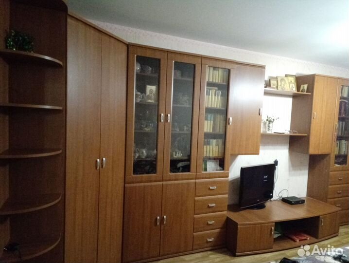 Стенка в гостиную бу