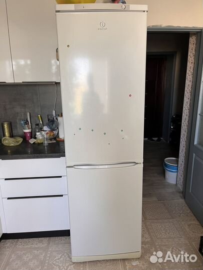 Холодильник бу