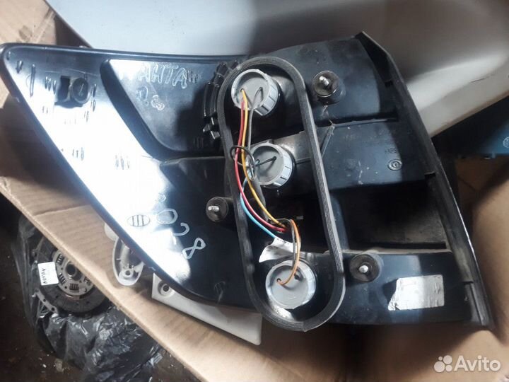 Фонарь задний правый LADA Granta 2011