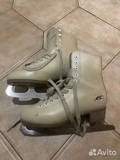 Коньки женские 40 размер
