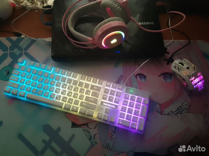 Мышь,наушники и коврик