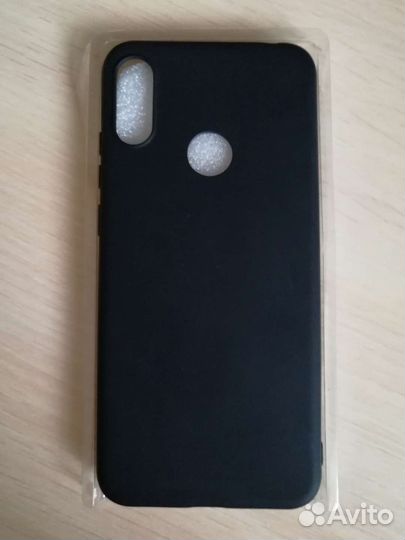 Чехол на телефон