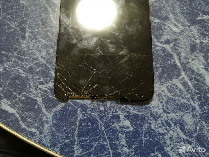 Дисплей honor 10i