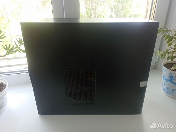 Офисный компьютер